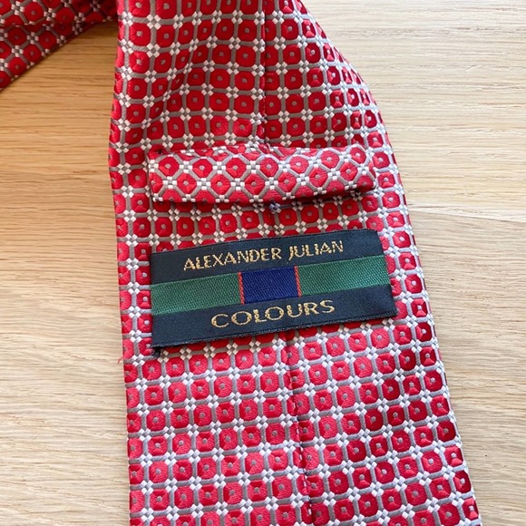 ALEXANDER JULIAN COLOURS Men's Red/Silver Check Handmade Polyester Necktie sz OS - Picture 9 of 9